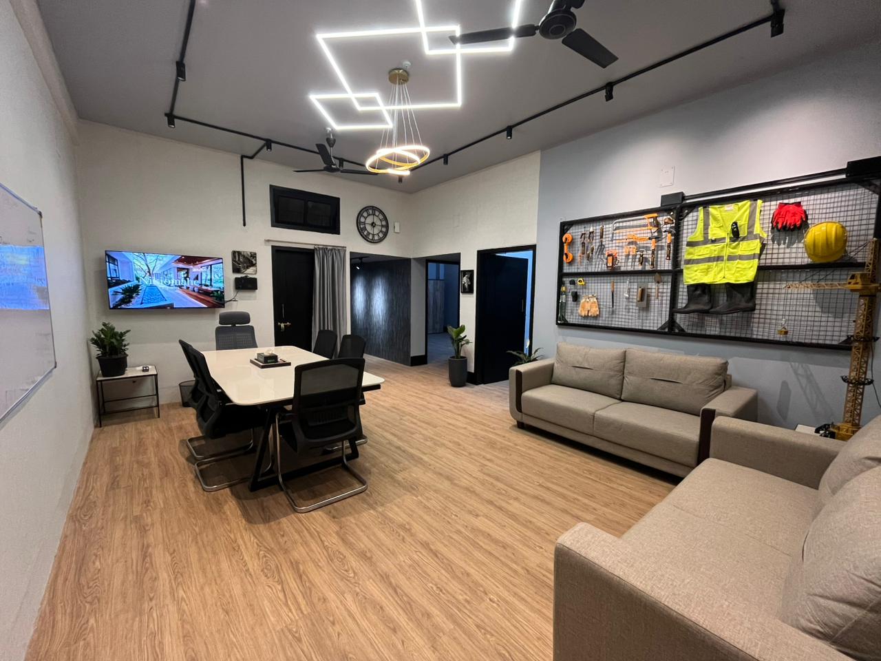 ARX INFRA Office – Meeting Room